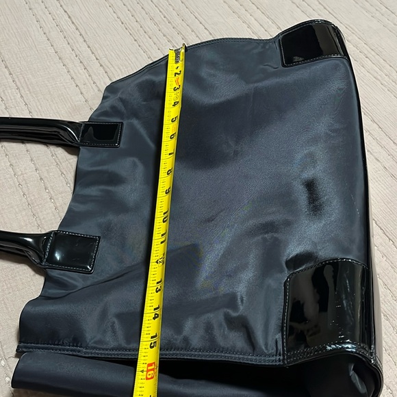 Tory Burch Ella nylon tote bag - Picture 8 of 17